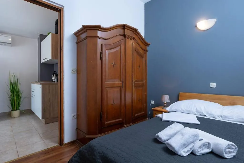 Apartamento Studio Ana Peruški Croacia