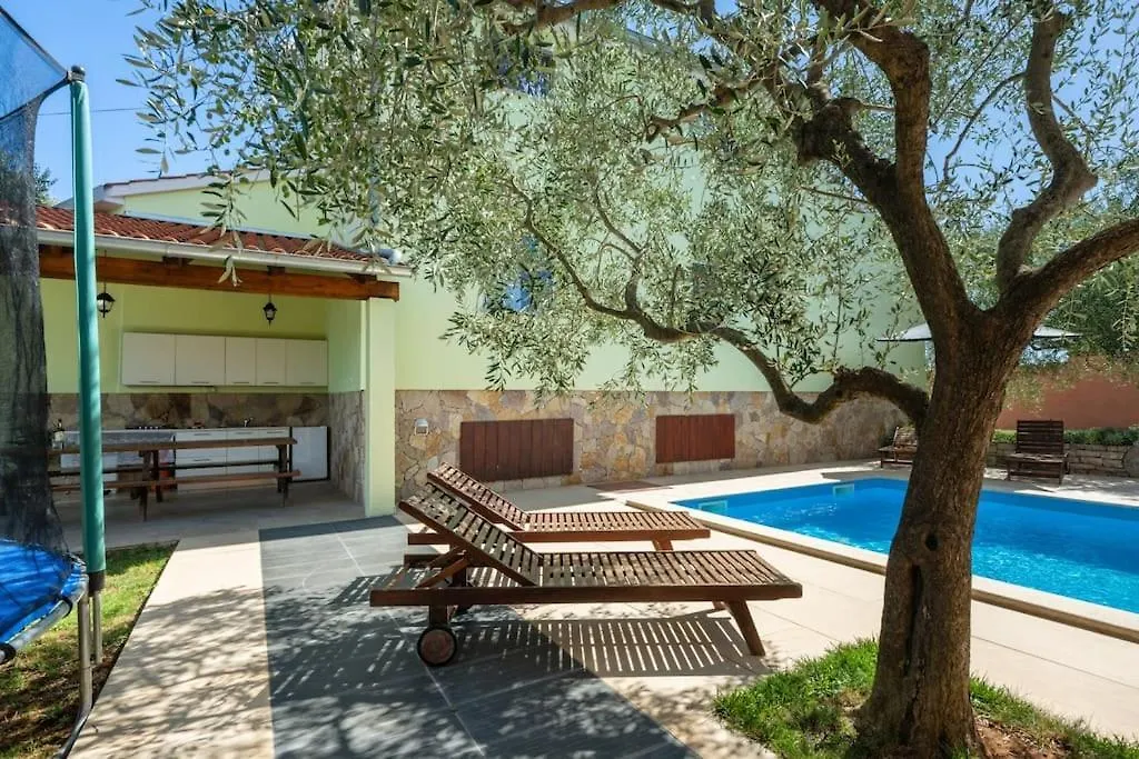Apartamento Studio Ana Peruški